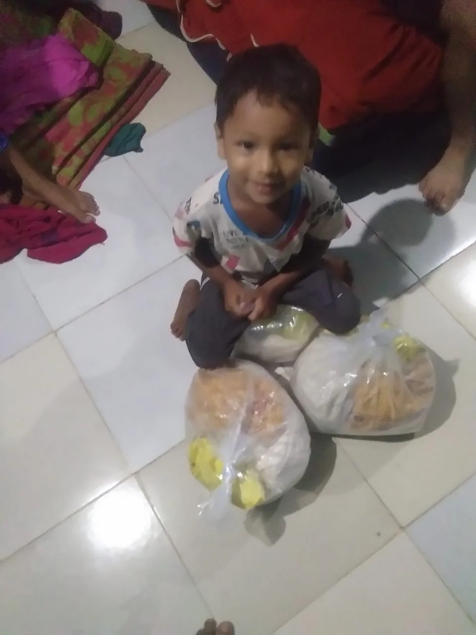 Food relief reaching a child